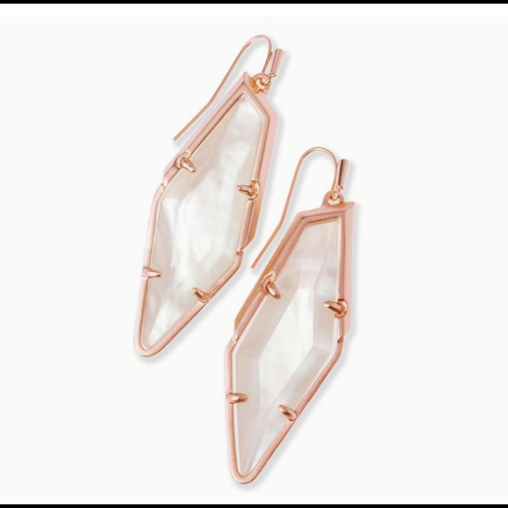 KENDRA SCOTT BEXLEY DROP EARRING MOTHER OF PEARL